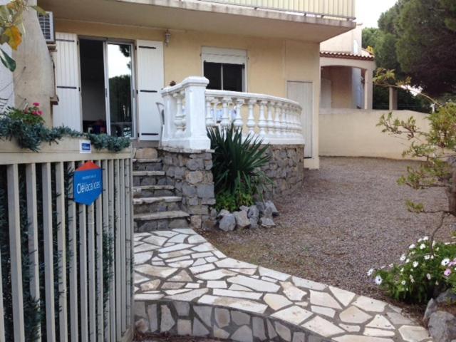 Apt Climatise T3 Saint Pierre La Mer, Terrasse, Jardin Et Parking Prive Флері Екстер'єр фото